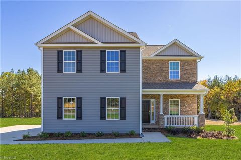 Homes For Sale - 110 Levington Way<br/> Stokesdale, NC 27357