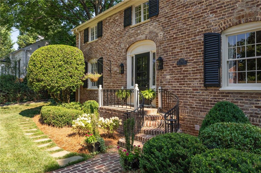716 Dover Road