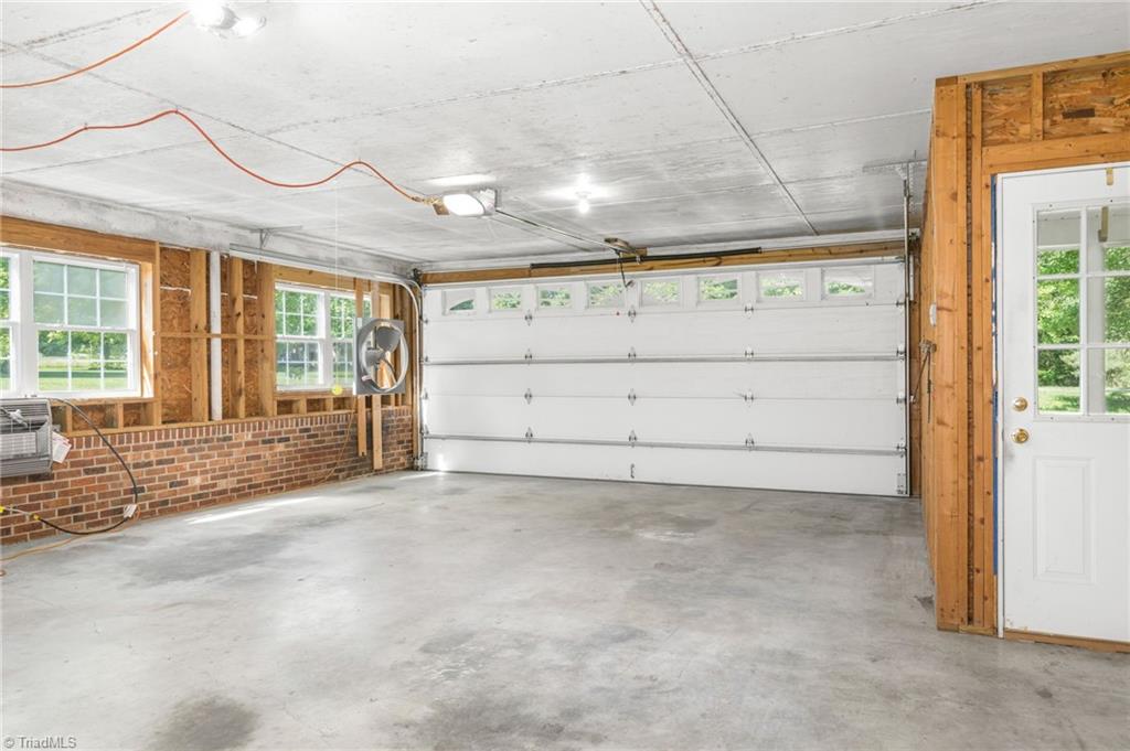 3245 Chinquapin Road, Yadkinville, North Carolina image 20