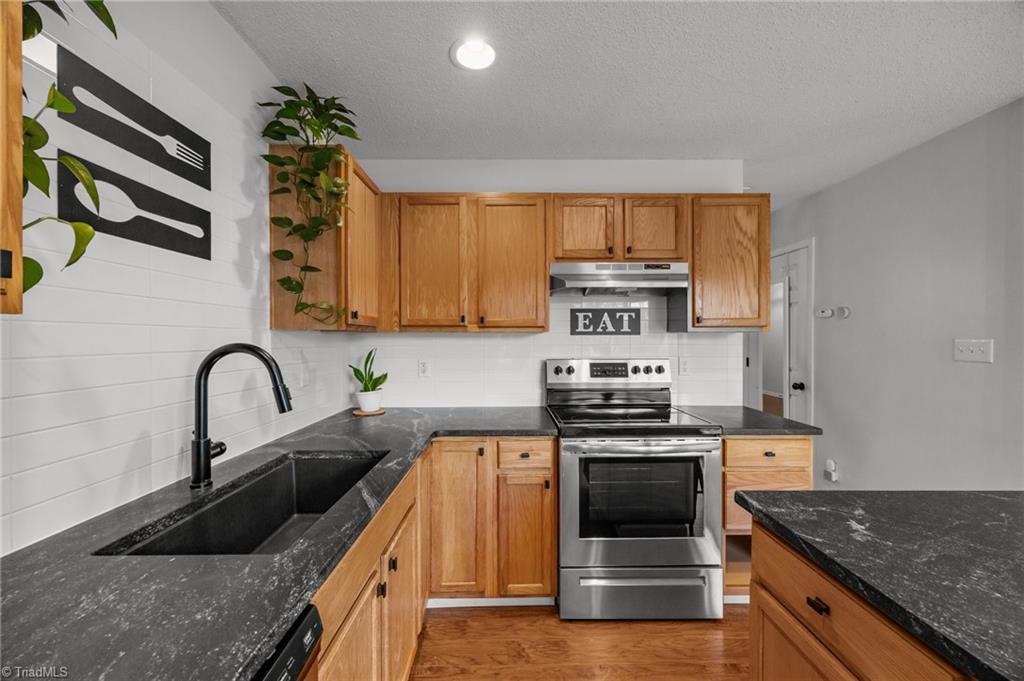 1948 Ray Alexander Drive, Greensboro, North Carolina image 11