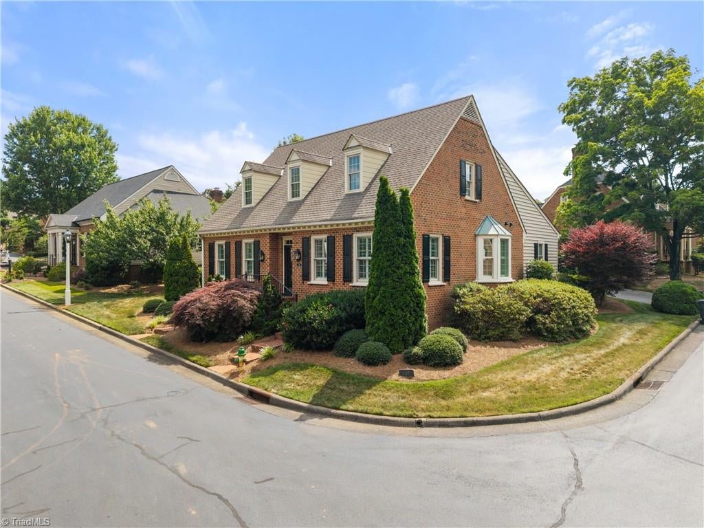 Photo of 138 Westhaven Circle, Winston-Salem, NC 27104 (MLS # 1224328)