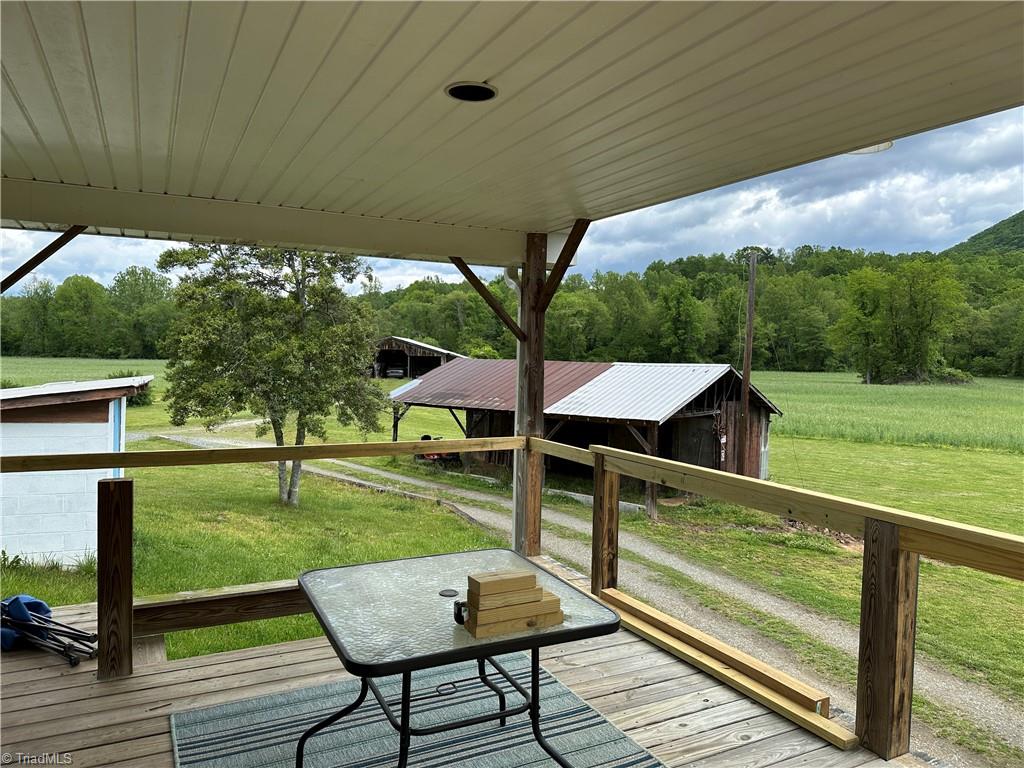 813 Blevins Store Road, Mount Airy, North Carolina image 18