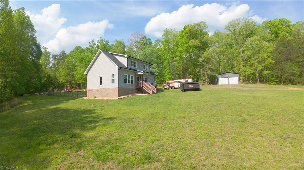 195 Old Hollow Road, Pilot Mountain, North Carolina image 38