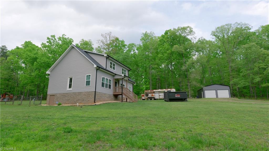 195 Old Hollow Road, Pilot Mountain, North Carolina image 5