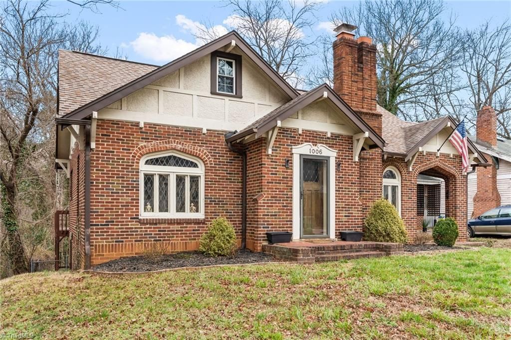 Photo of 1006 Hamilton Street, High Point, NC 27262 (MLS # 1212907)