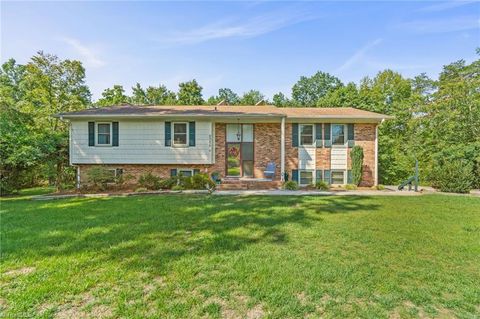 A home in Kernersville