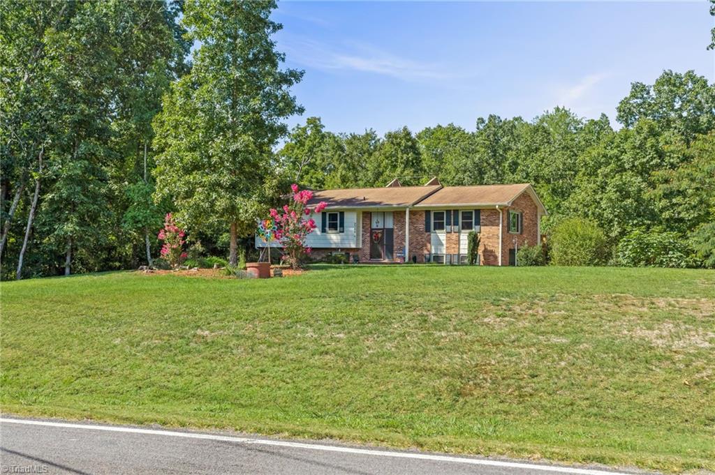 9386 Pumpkin Ridge Road, Kernersville, North Carolina image 2