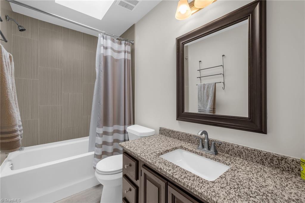 2402 Quaker Landing Road, Greensboro, North Carolina image 27