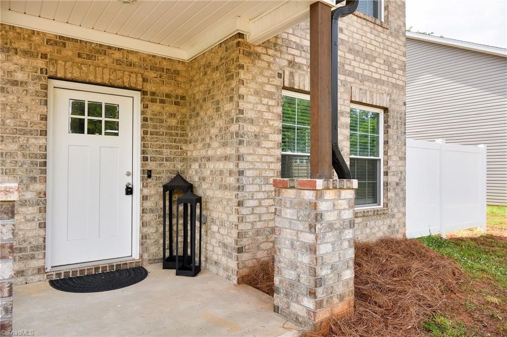 Photo of 2938 Lashmit Drive, Winston-Salem, NC 27103 (MLS # 1222345)