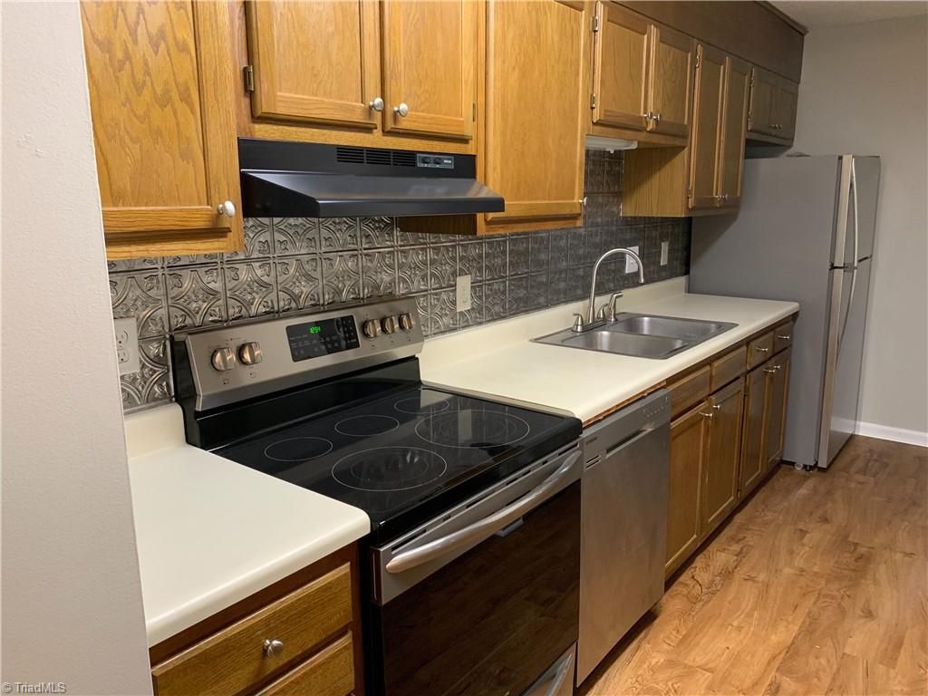 Photo of 2328 W Vandalia Road #G, Greensboro, NC 27407 (MLS # 1209714)