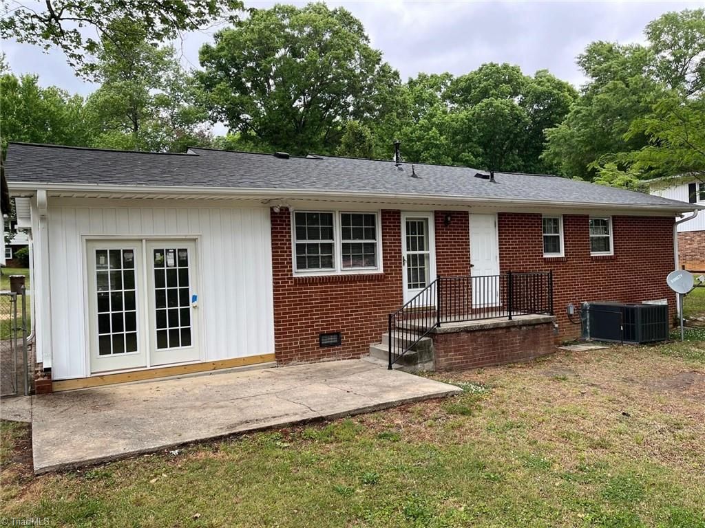 Photo of 3911 Raintree Drive, Greensboro, NC 27407 (MLS # 1218679)
