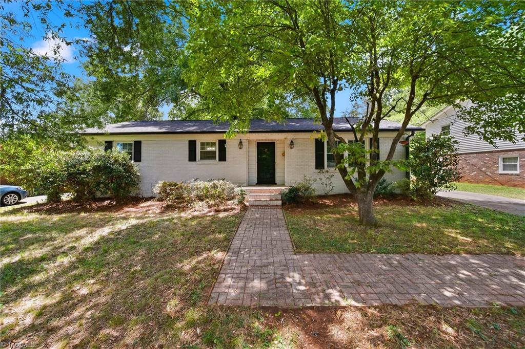3737 Vandalia Drive, Winston-salem, NC, 27104