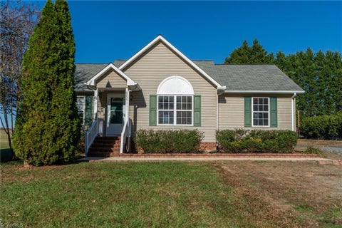Photo for 8255 Fairgrove Church Road