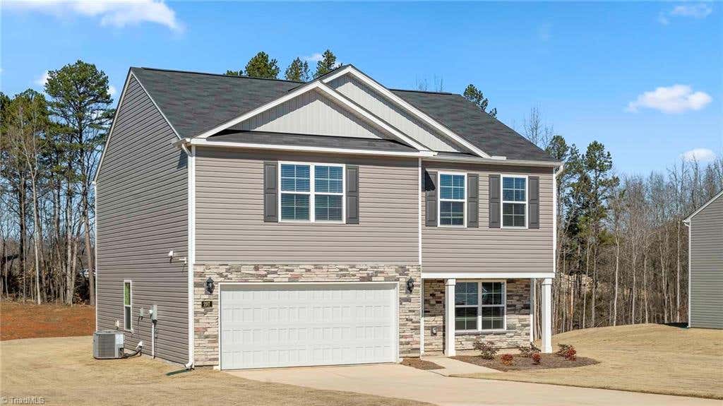 Photo of 501 Baymeade Drive, Lexington, NC 27295 (MLS # 1229977)