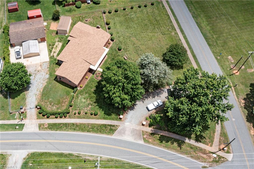 403 E Mcpherson Drive, Mebane, North Carolina image 33