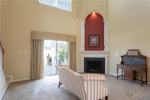 Townhouse For Sale - 110 Crane Creek Way<br/> Lexington, NC 27295