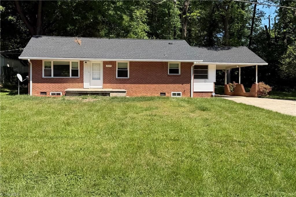 Photo of 439 Meadowview Drive, Winston-Salem, NC 27107 (MLS # 1218823)