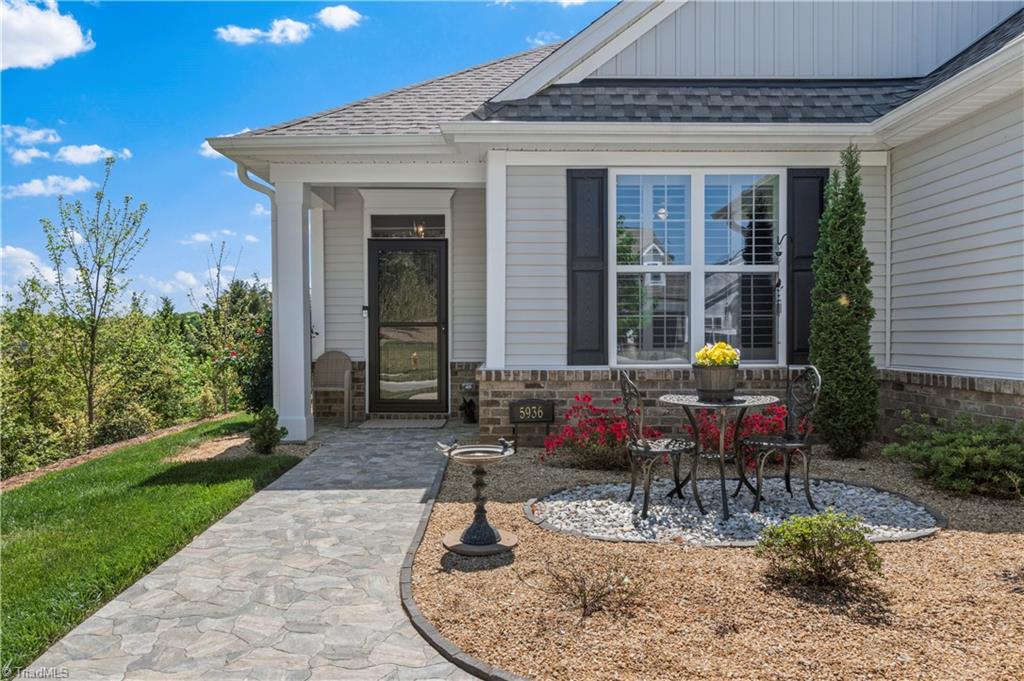 5936 Woodside Forest Trail