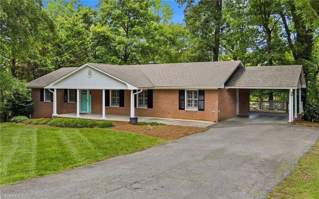 Photo of 4971 Stonington Road, Winston-Salem, NC 27103 (MLS # 1225532)