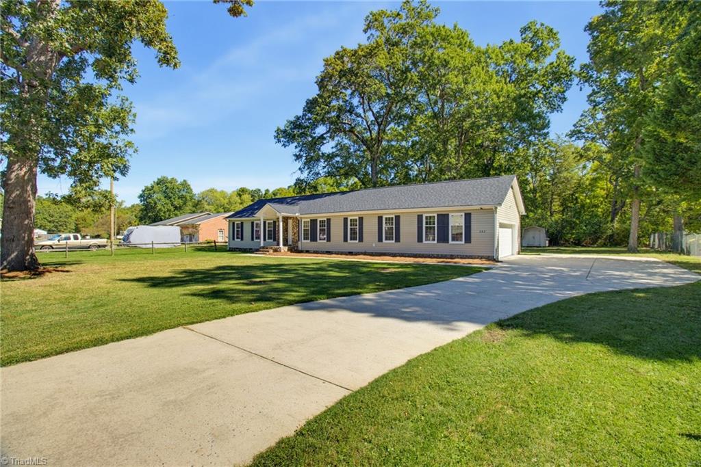 Photo of 202 Dilworth Road, High Point, NC 27265 (MLS # 1237276)