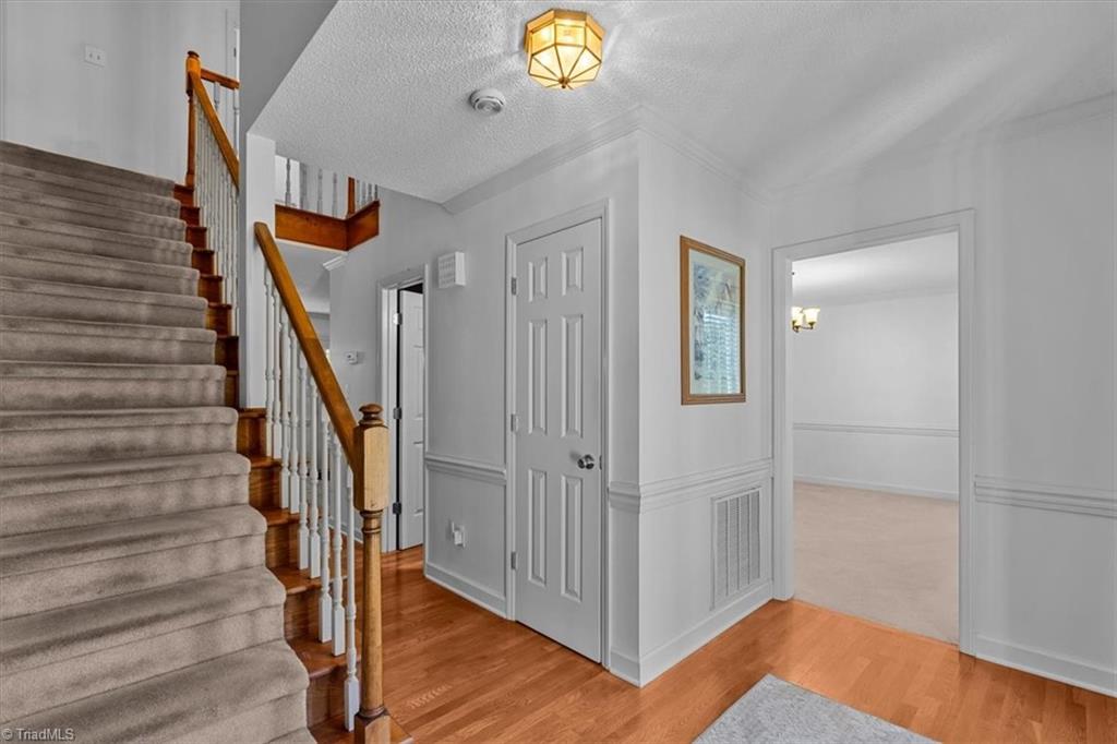 6125 Tennyson Drive