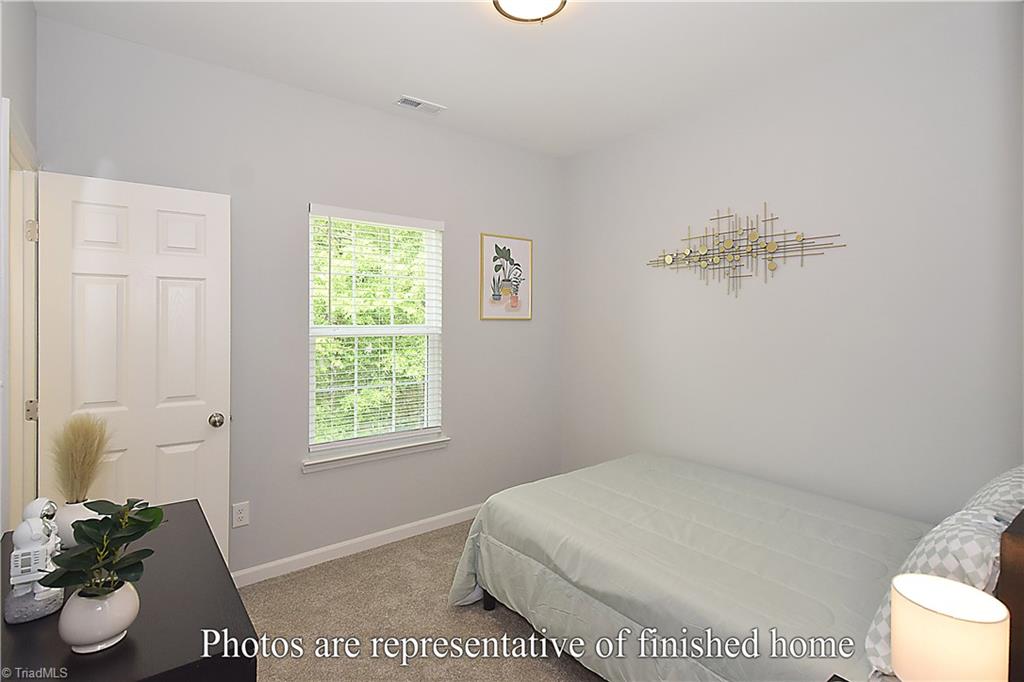 Greensboro, North Carolina 27405, United States, 3 Bedrooms Bedrooms, ,3 BathroomsBathrooms,Residential,Active,196086