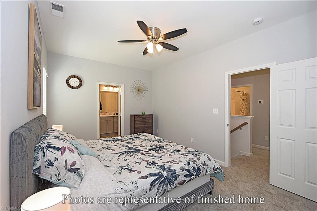 Greensboro, North Carolina 27405, United States, 3 Bedrooms Bedrooms, ,3 BathroomsBathrooms,Residential,Active,196086