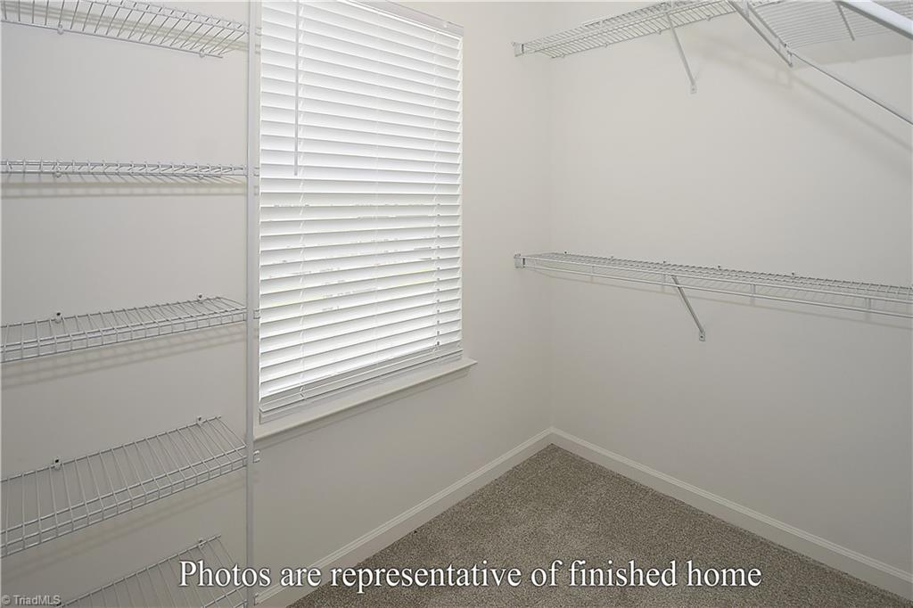 Greensboro, North Carolina 27405, United States, 3 Bedrooms Bedrooms, ,3 BathroomsBathrooms,Residential,Active,196086