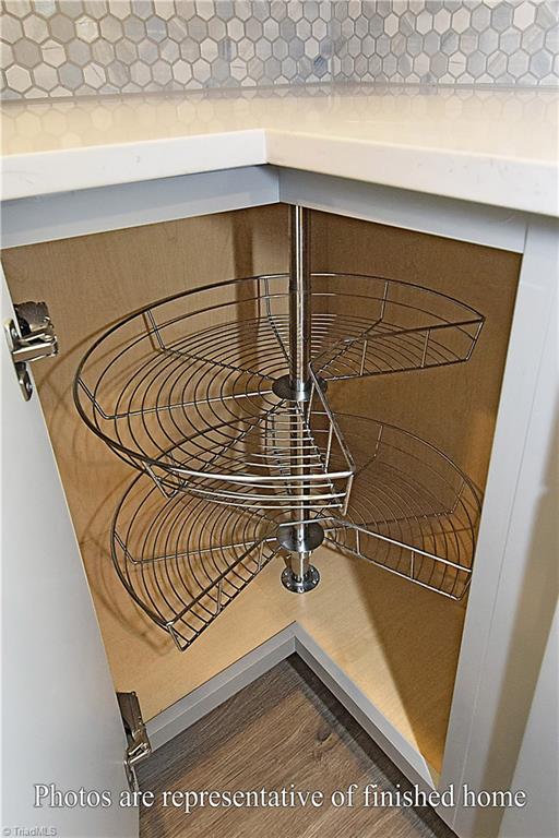 Greensboro, North Carolina 27405, United States, 3 Bedrooms Bedrooms, ,3 BathroomsBathrooms,Residential,Active,196086