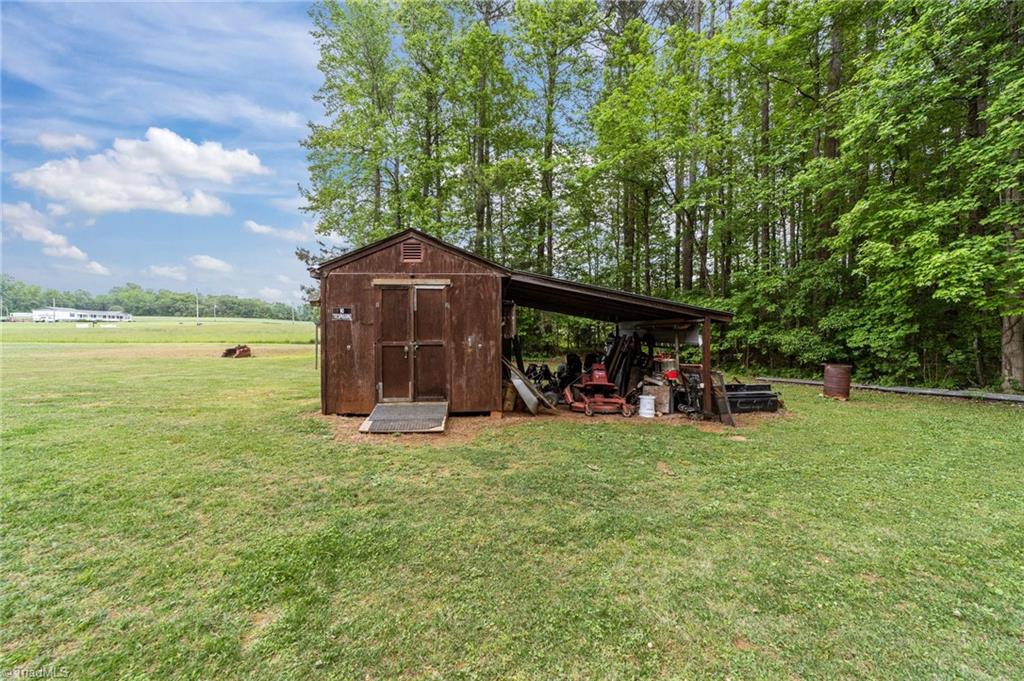 1260 Hawksview Road, Franklinville, North Carolina image 27