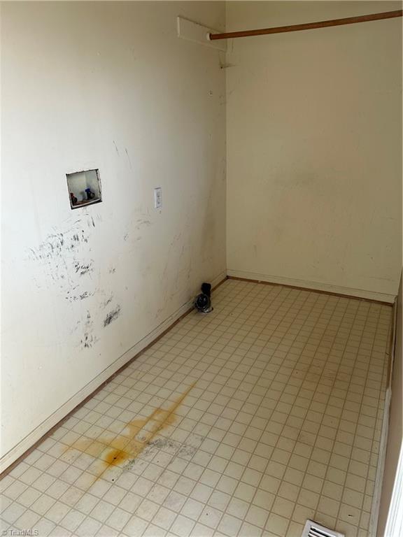 4932 Sylvanglade Road