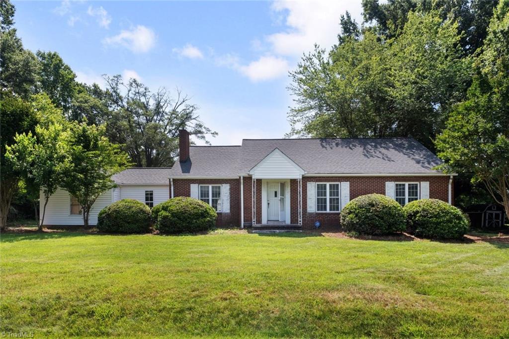 Kernersville, North Carolina 27284, United States, 4 Bedrooms Bedrooms, ,2 BathroomsBathrooms,Residential,Pending,160755