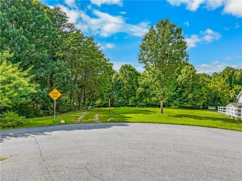 Vacant Land For Sale - 1401 Whites Mill Road<br/> Guilford County, High Point, NC 27265