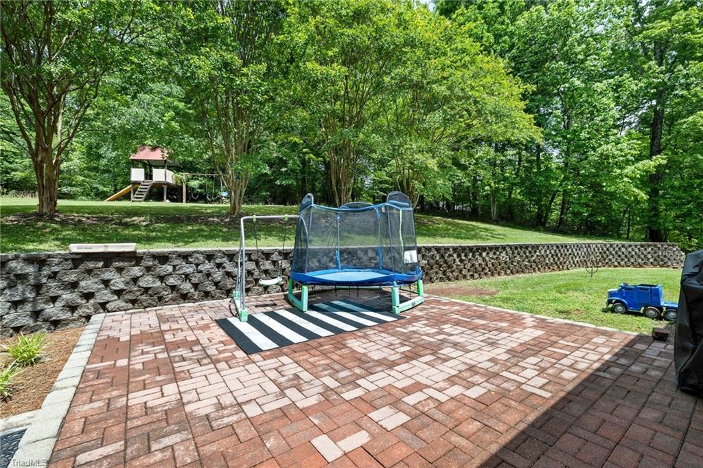 387 Rambling Woods Drive, North Wilkesboro, North Carolina image 27