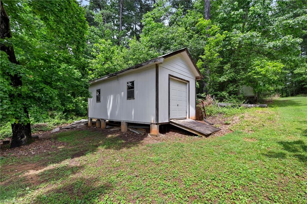387 Rambling Woods Drive, North Wilkesboro, North Carolina image 29