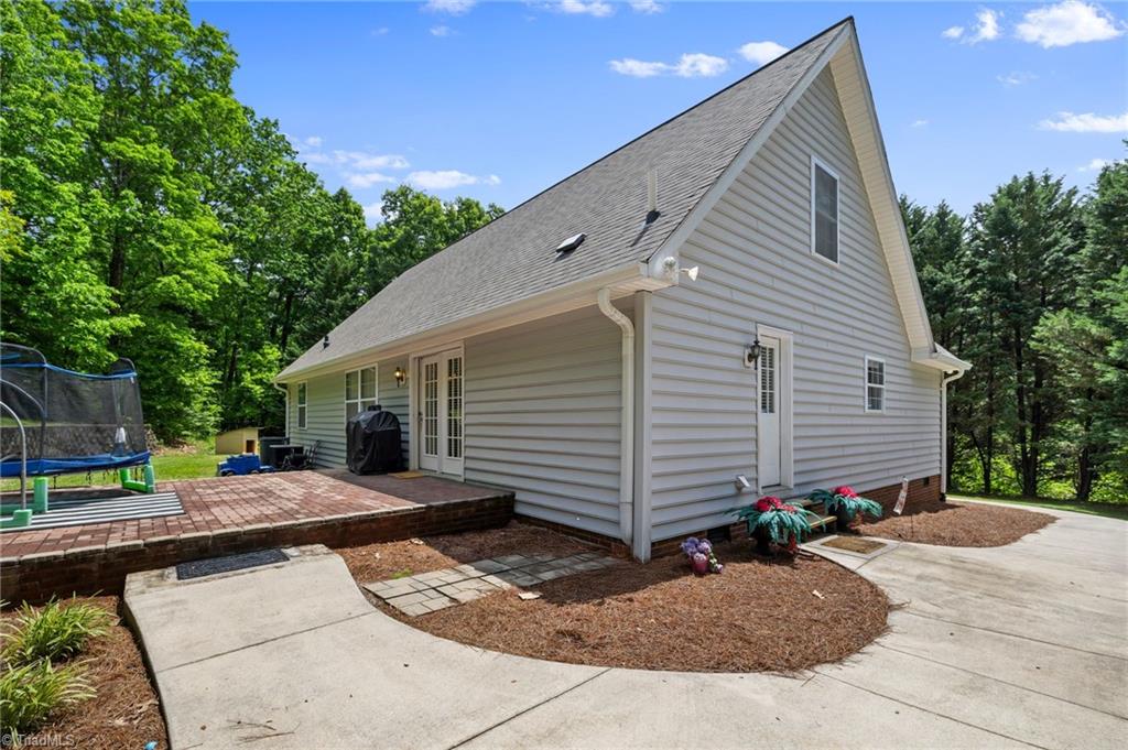 387 Rambling Woods Drive, North Wilkesboro, North Carolina image 28