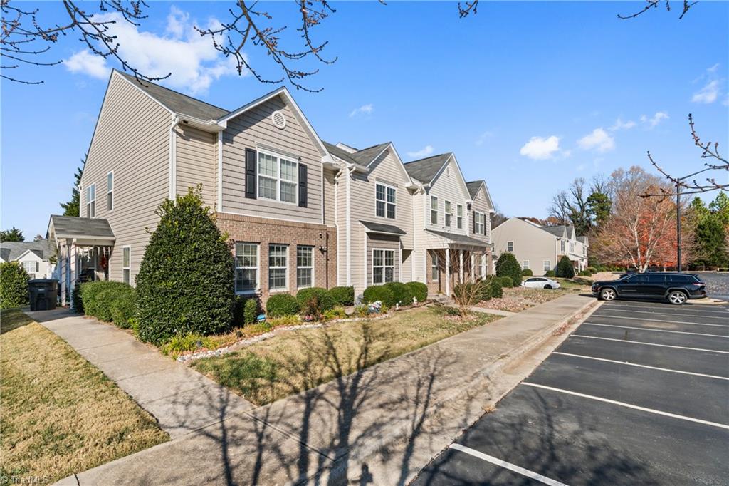 833 Federal Hall Lane