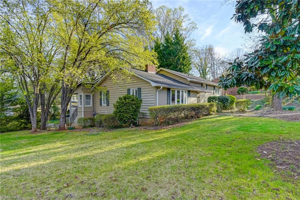 Photo of 2729 Monticello Drive, Winston-Salem, NC 27106 (MLS # 1212897)