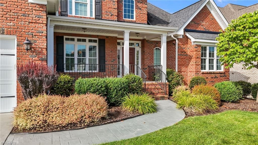 Photo of 4329 Griffins Gate Lane, Greensboro, NC 27407 (MLS # 1205364)