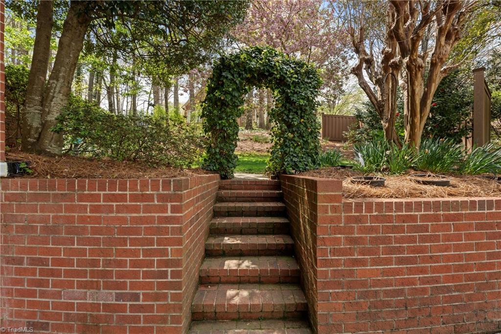 900 Ridge Gate Drive, Lewisville, North Carolina image 21
