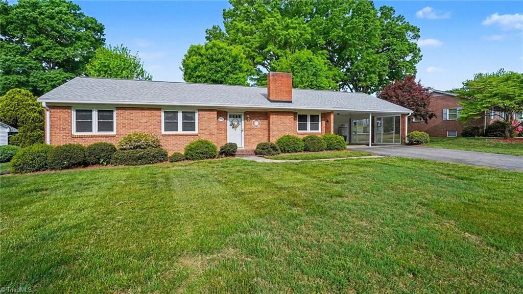 Photo of 140 Sims Drive, Lewisville, NC 27023 (MLS # 1216679)