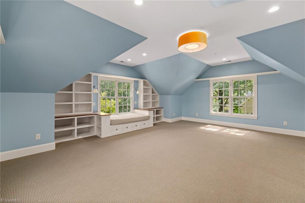 Greensboro, North Carolina 27455, United States, 4 Bedrooms Bedrooms, ,5 BathroomsBathrooms,Residential,Active,219297