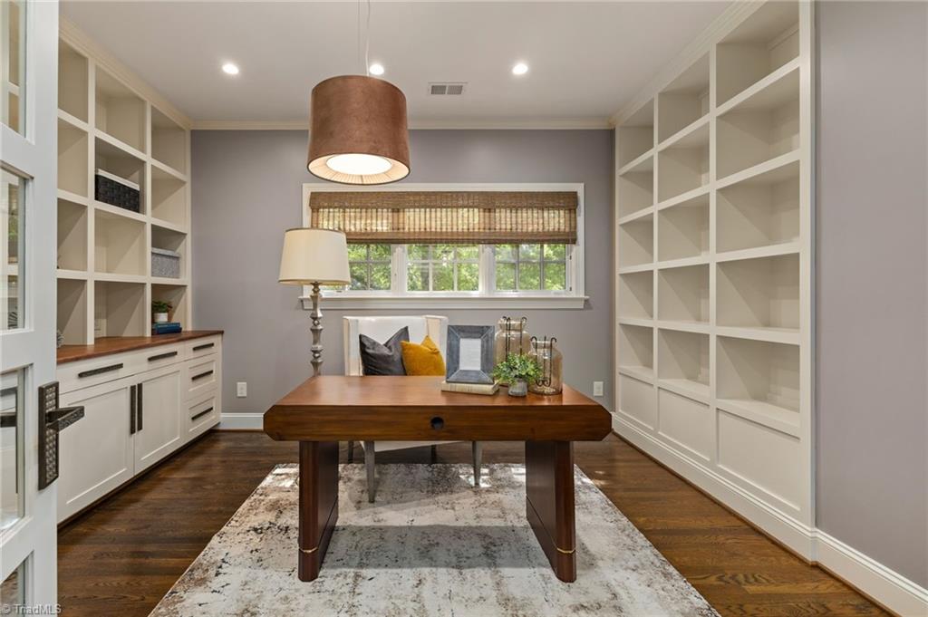 Greensboro, North Carolina 27455, United States, 4 Bedrooms Bedrooms, ,5 BathroomsBathrooms,Residential,Active,219297