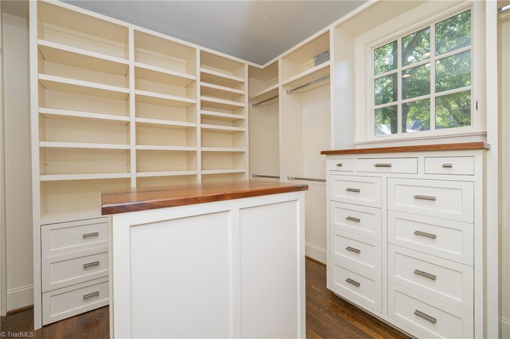 Greensboro, North Carolina 27455, United States, 4 Bedrooms Bedrooms, ,5 BathroomsBathrooms,Residential,Active,219297