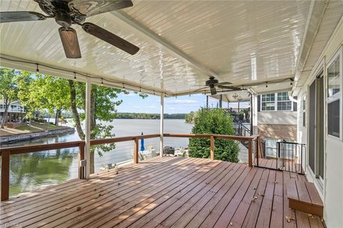 147 Badin Lake Circle New London NC 28127