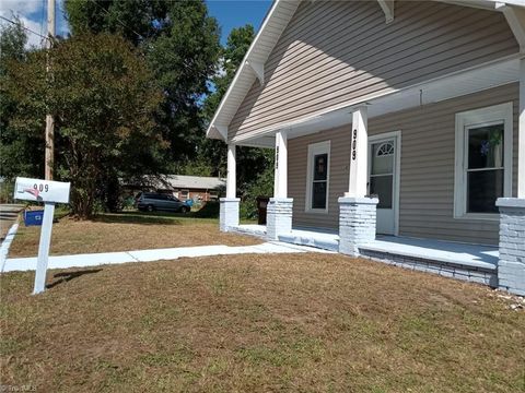 Homes For Sale - 909 Randolph Street<br/> High Point, NC 27260