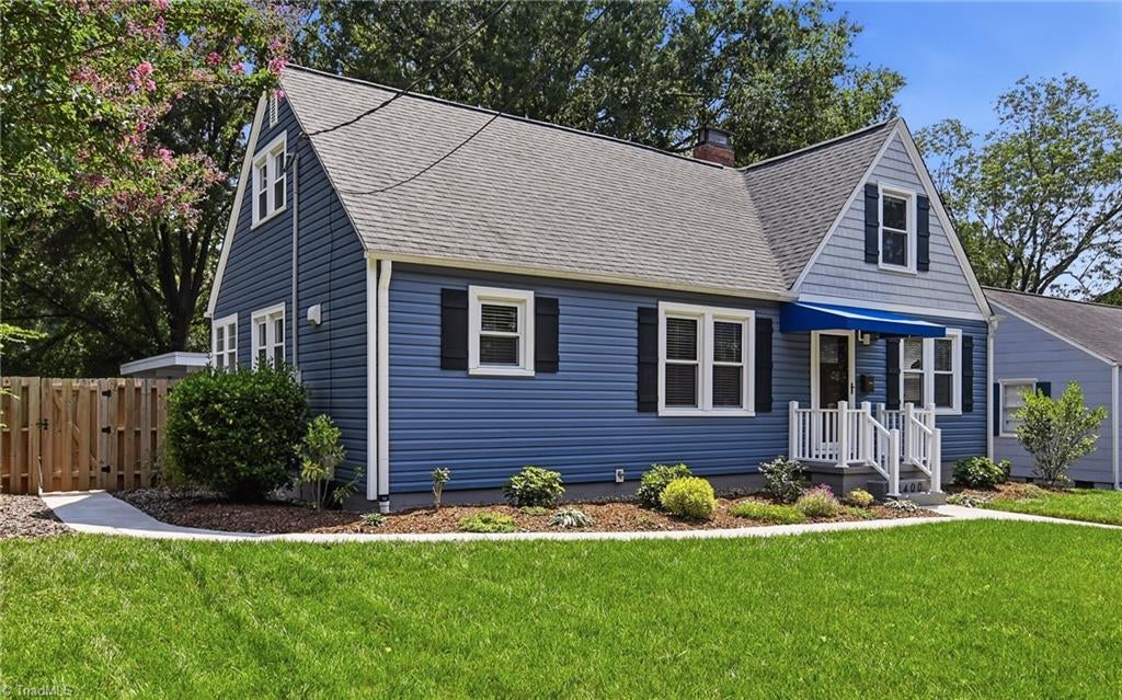 Photo of 2400 Westover Avenue, Winston-Salem, NC 27103 (MLS # 1229531)