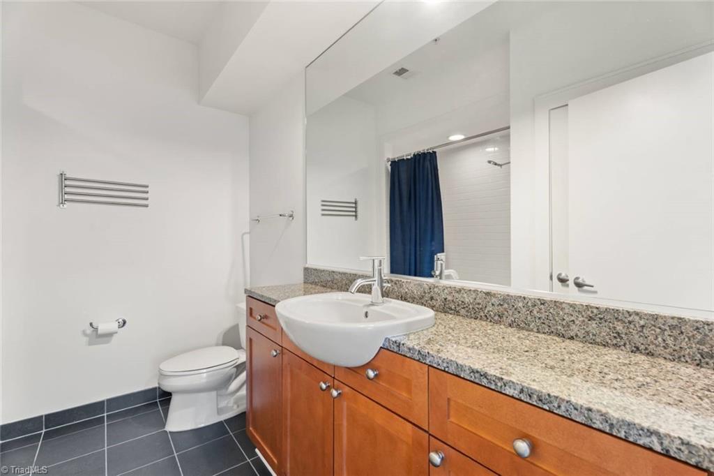 Winston-Salem, North Carolina 27101, United States, 2 Bedrooms Bedrooms, ,2 BathroomsBathrooms,Residential,Active,127000