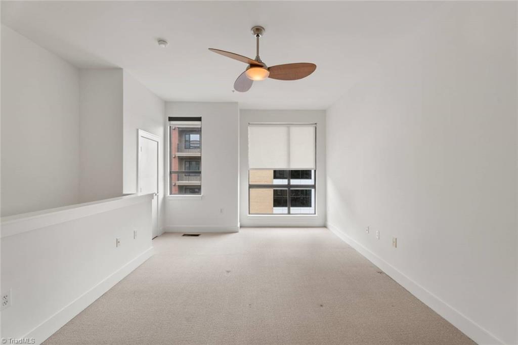 Winston-Salem, North Carolina 27101, United States, 2 Bedrooms Bedrooms, ,2 BathroomsBathrooms,Residential,Active,127000