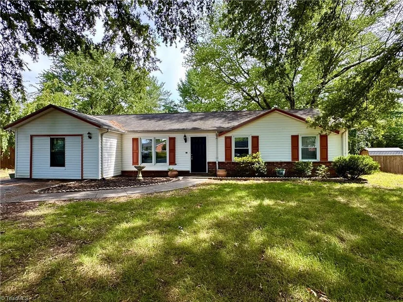 213 S Vandala Court, photo 1 of 25